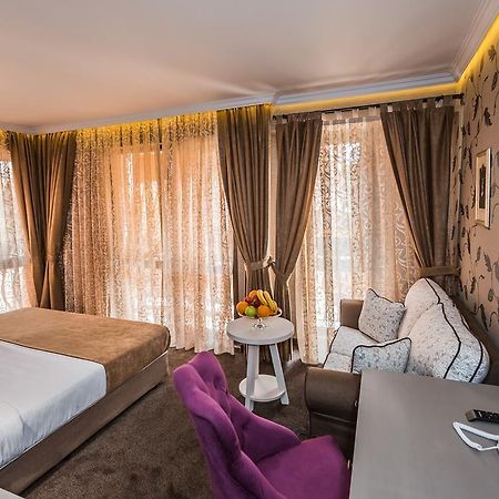 פלובדיב 8 1/2 Art Guest House חדר תמונה