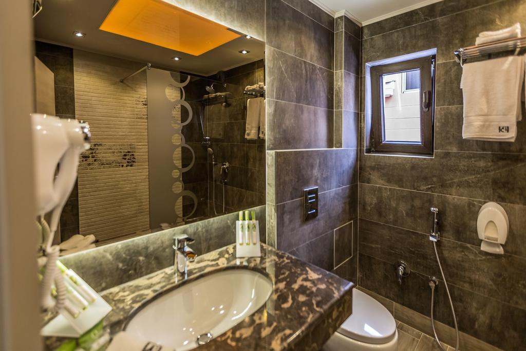 פלובדיב 8 1/2 Art Guest House חדר תמונה